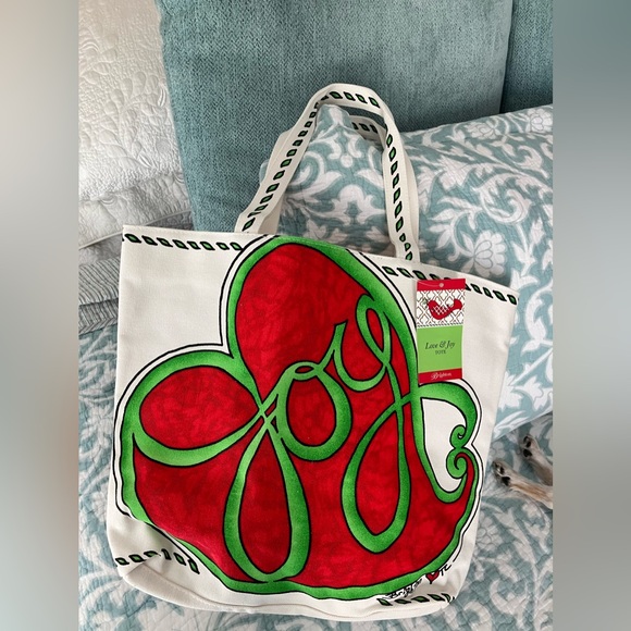 ❤️ NOV. 3 DAY SALE❤️NWT BRIGHTON. LOVE&JOY TOTE-LARGE OPEN CANVAS HOLIDAY BAG - Picture 3 of 9